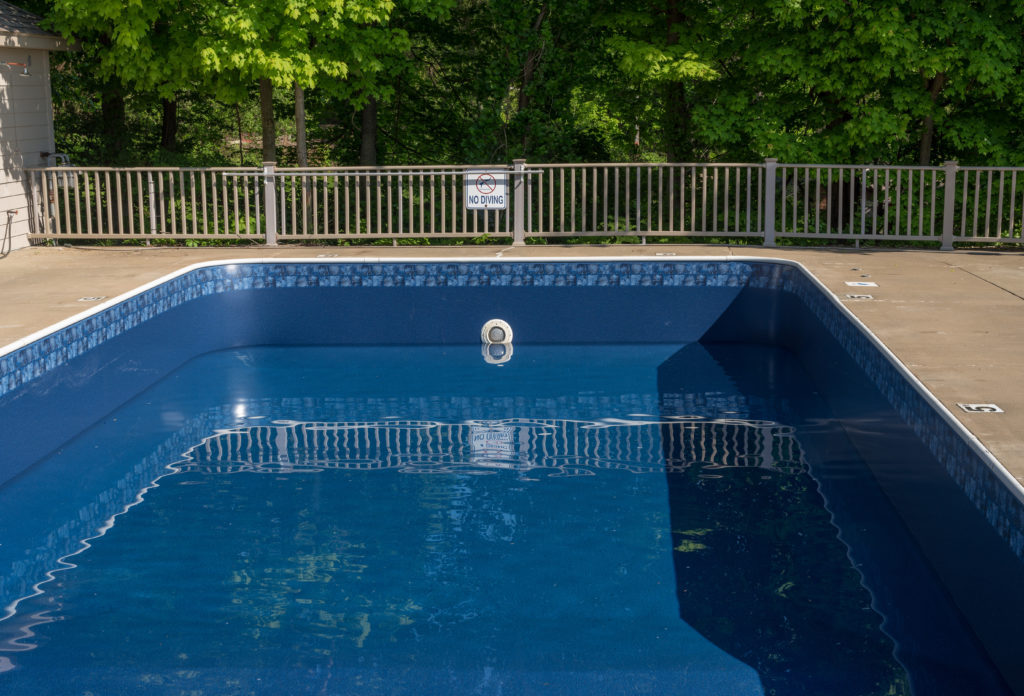Vinyl pool discount