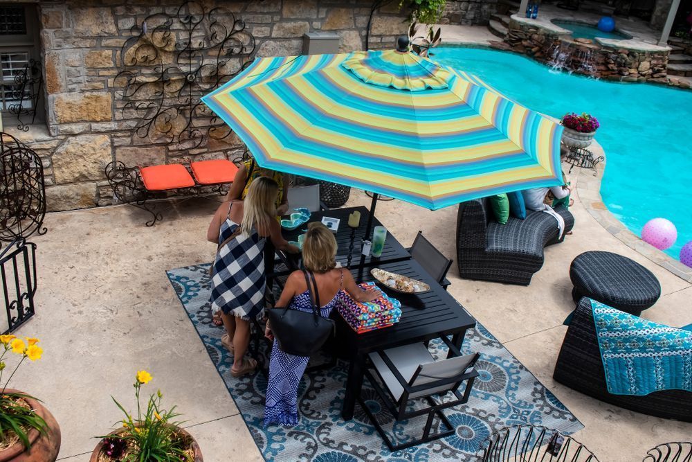 Finding the Best Furniture for Your Patio before Summer Mt. Lake Pool