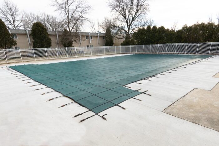 Debunking Common Misconceptions About Winter Pool Maintenance