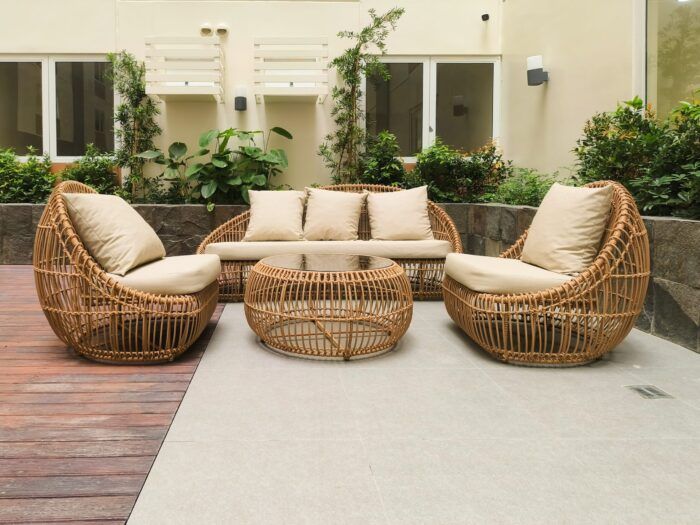 How to Properly Clean Your Outdoor Furniture After Storage