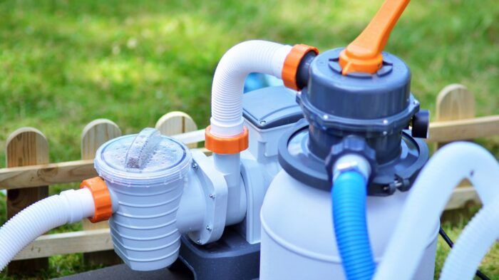 Optimizing Pool Water Circulation: When is the Best Time to Run a Pool Filter?
